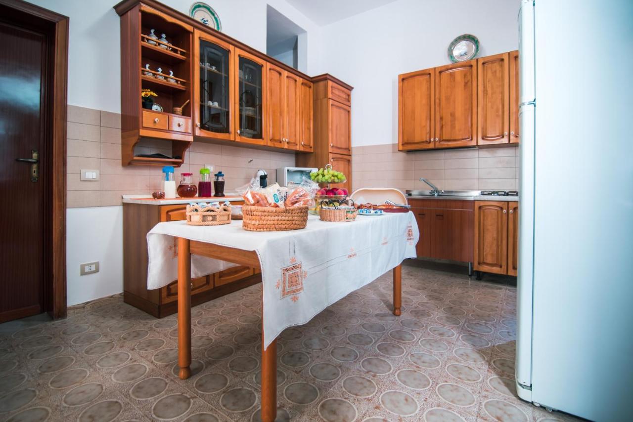 B&B U Prufissuri Авола Екстер'єр фото